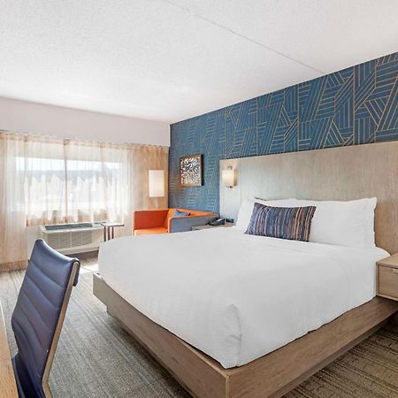 Best Western Plus Landmark Inn Laconia Exterior photo